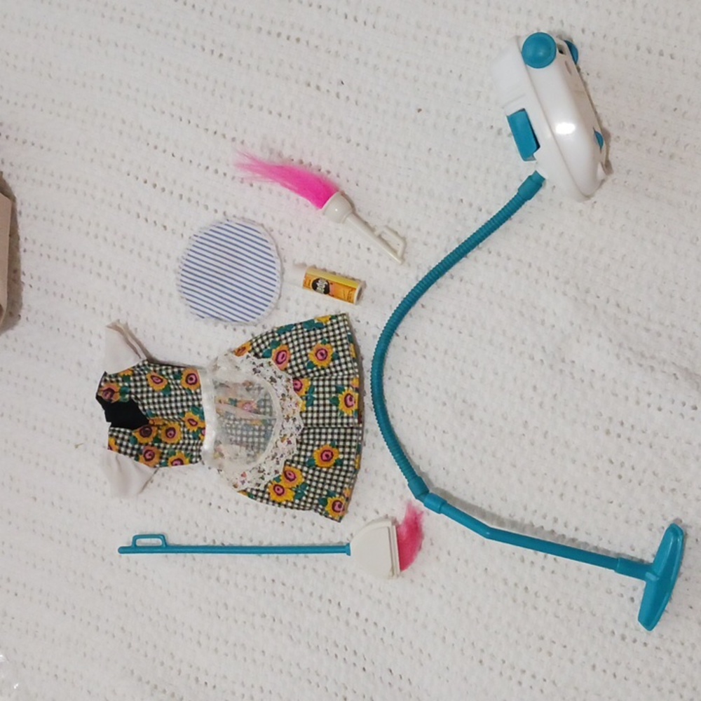 Barbie's housekeeping and breakfast set